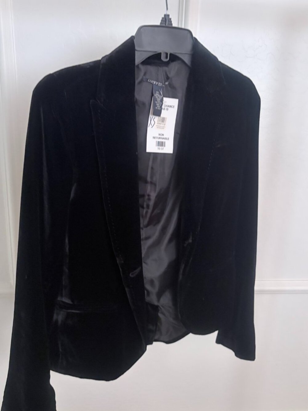 NWT Lucky Brand Black Velvet Blazer - Size XS